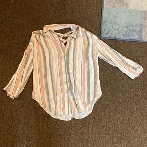 Excellent condition wore 3 times quarter sleeve blouse
